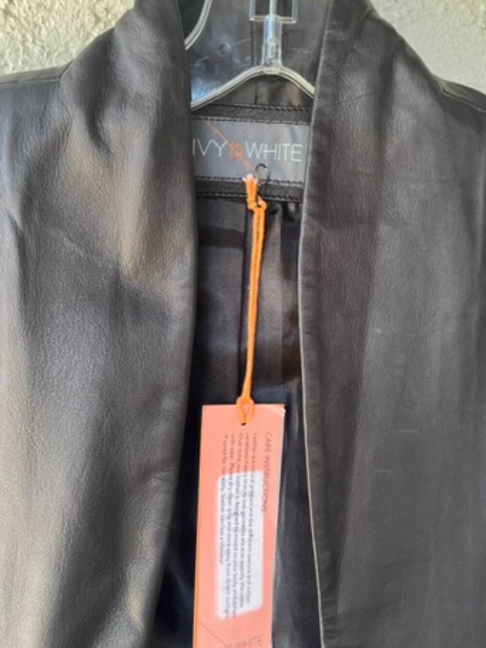 Luxurious Black Leather Cropped Jacket – new with tags - Picture 4 of 10